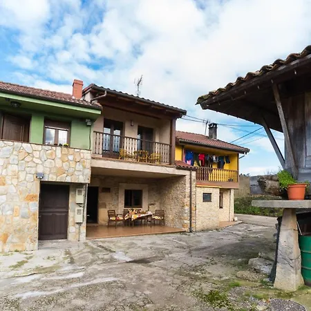 Сasa de vacaciones Townhouse. La Casina De Cués. Centro De Asturias